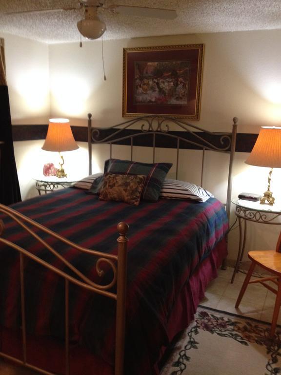 Mountain Haven Inn باينتوب ليكسايد الغرفة الصورة