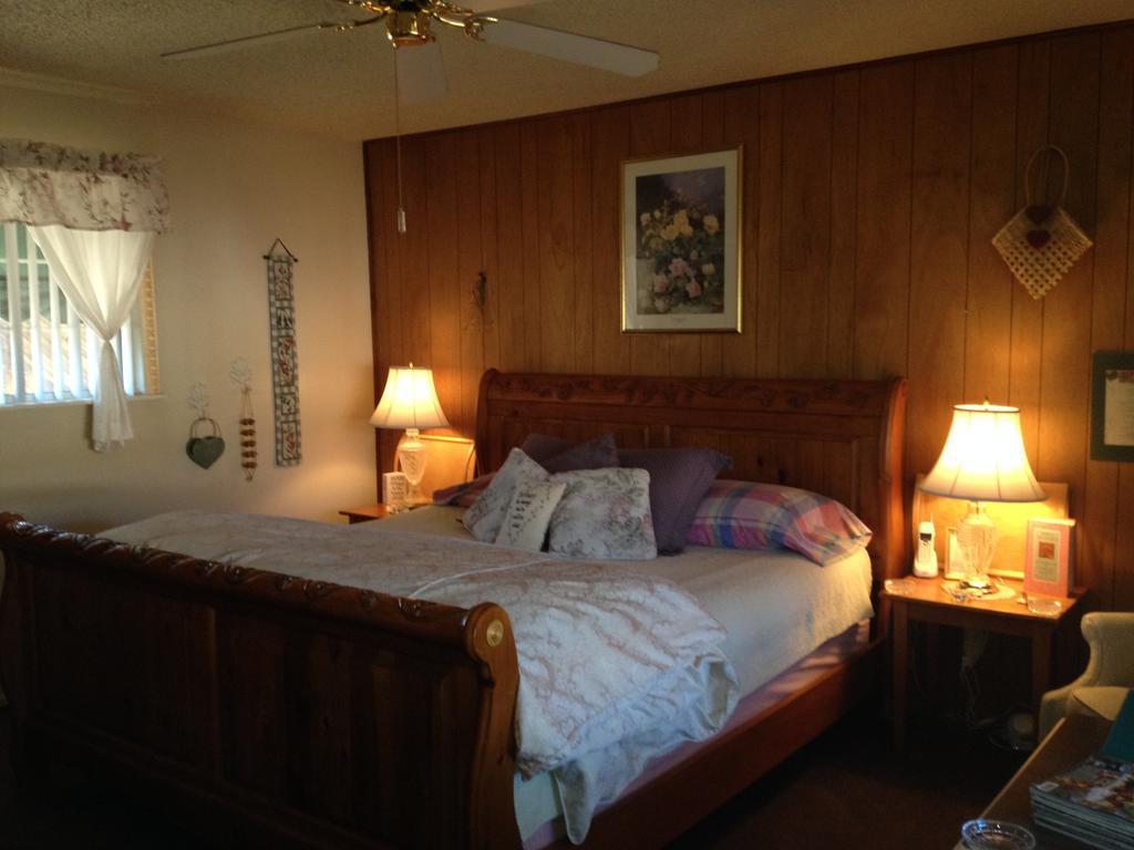 Mountain Haven Inn باينتوب ليكسايد الغرفة الصورة