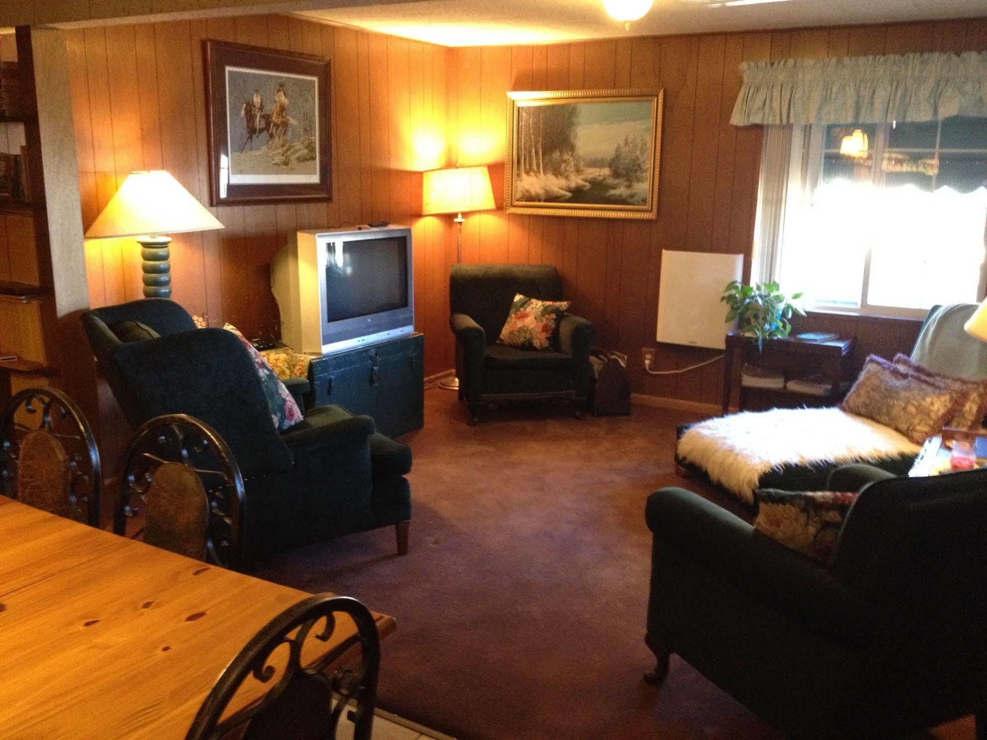 Mountain Haven Inn باينتوب ليكسايد المظهر الخارجي الصورة